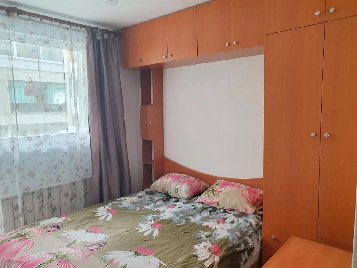 Cozy Apartment In Varna